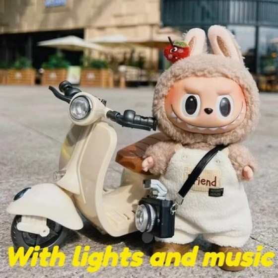 Labubu Vespa 